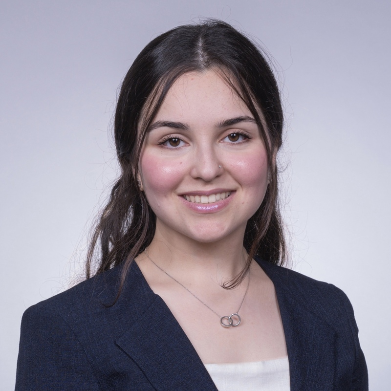 Portrait of Arianne Rizi